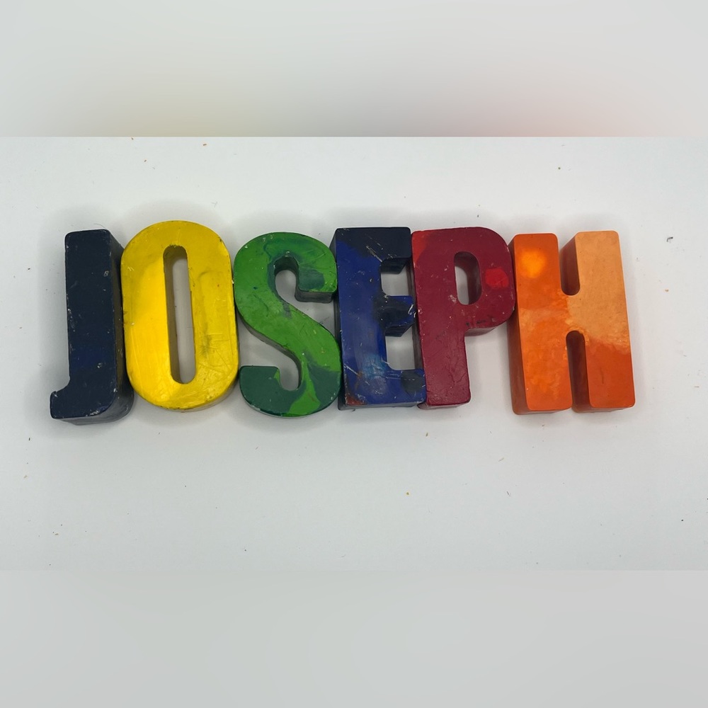 Crayon letter personalized name- 9 colors